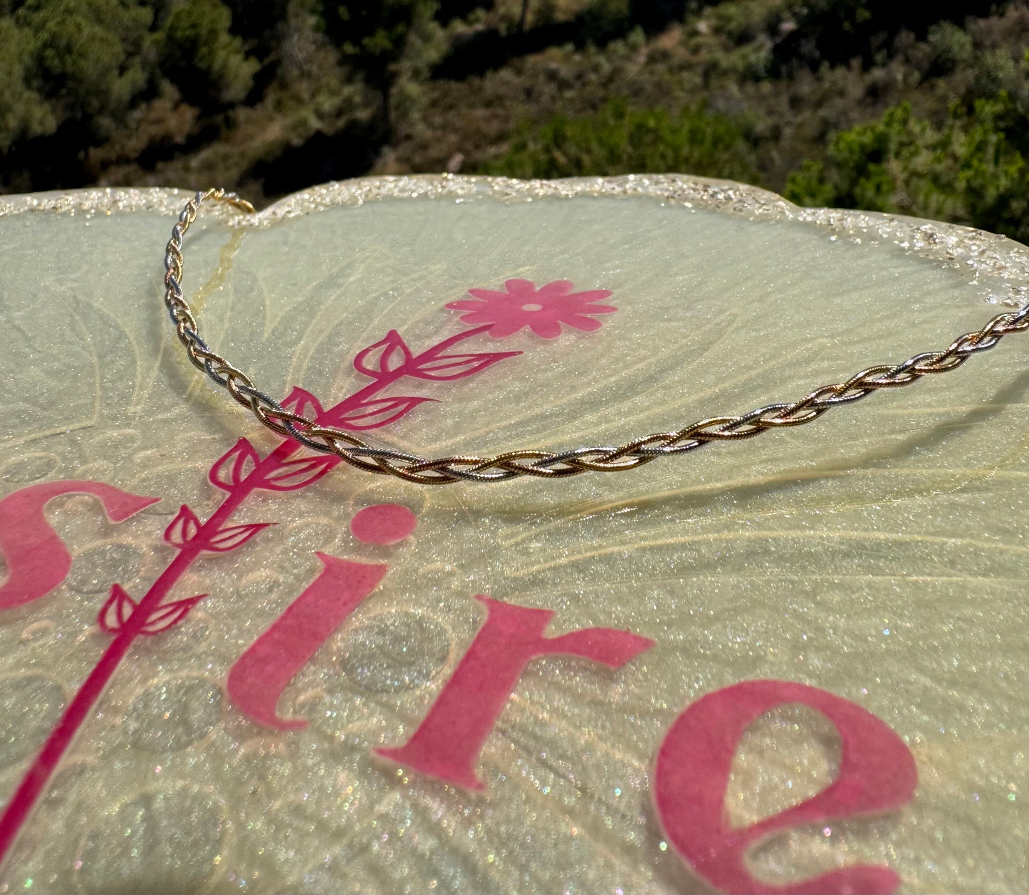 Tricolored Necklace